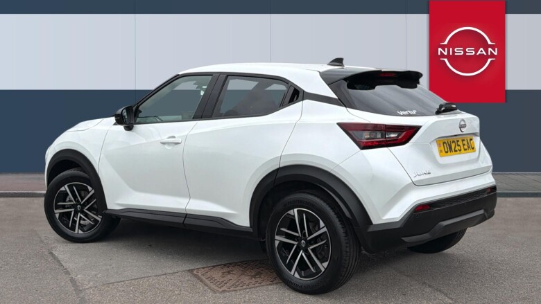 Nissan Juke 1.0 DiG-T N-Connecta 5dr Petrol Hatchback